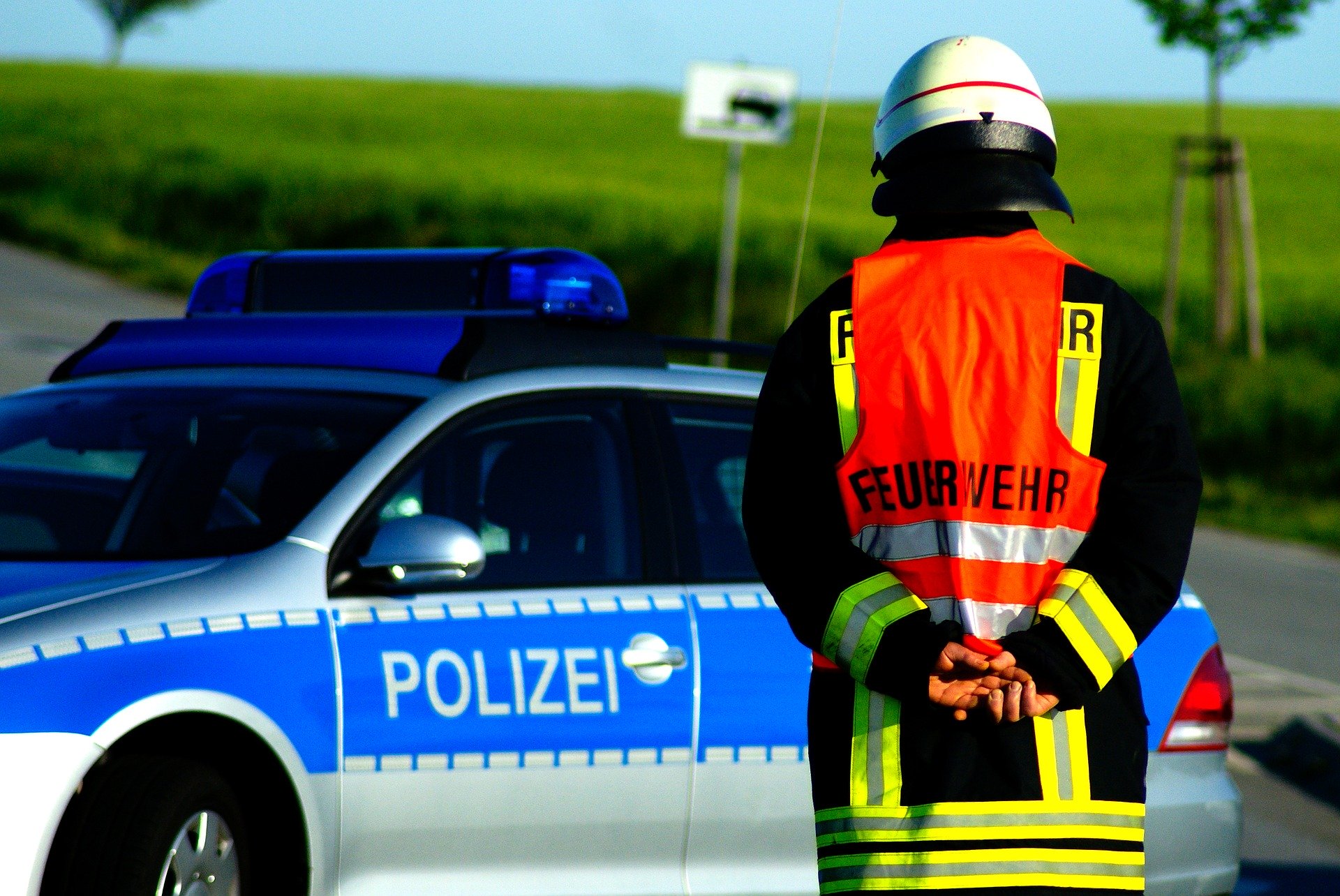 Polizei und Feuerwehr sorgen für Sicherheit